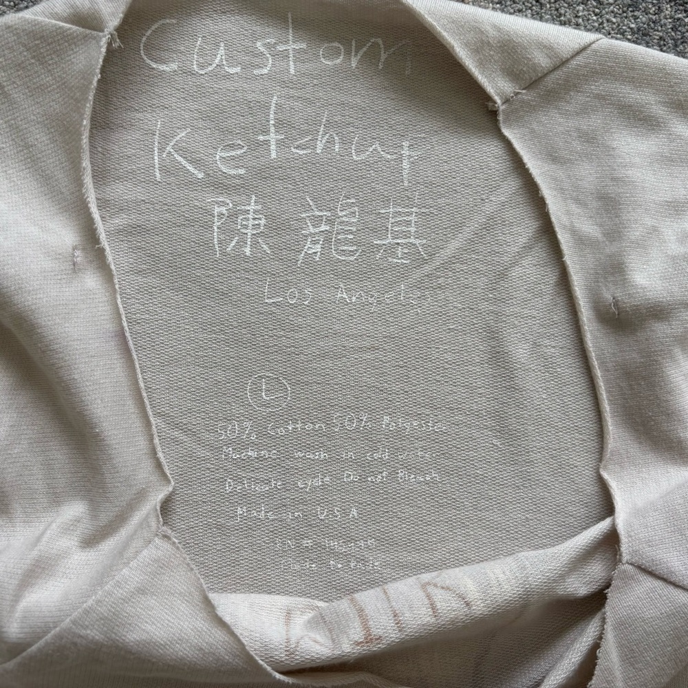 CUSTOM KETCHUP Cream “Almond Milk” Graphic Top Novelty Artsy Art to Wear Large - Picture 3 of 5